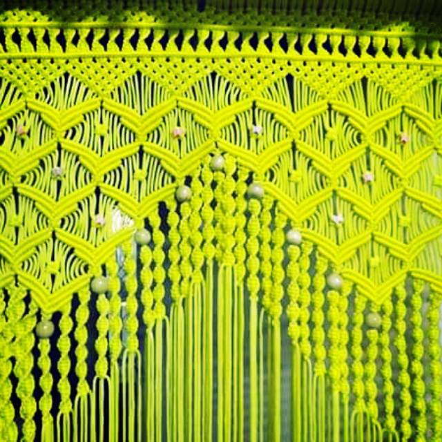 Tirai macrame