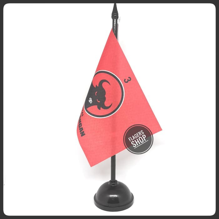 

Bendera Meja Partai PDIP + Tiang Kayu