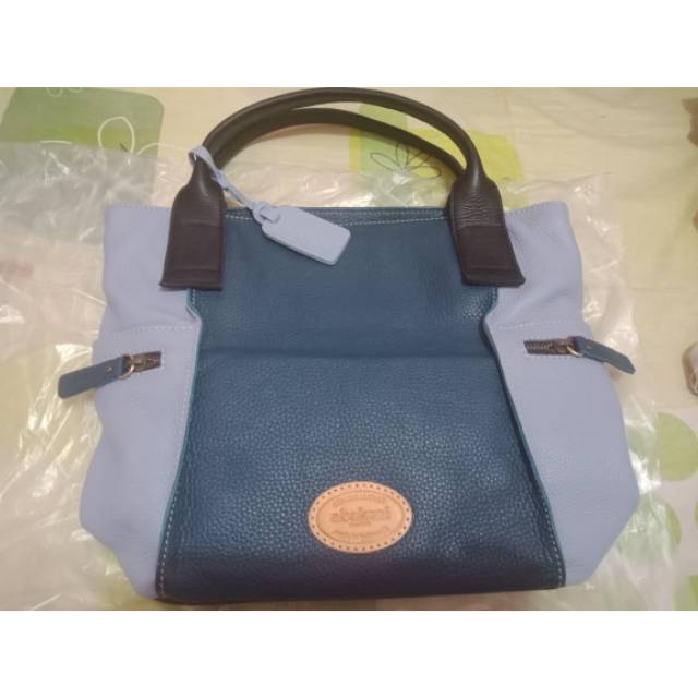 Abekani emersonia 3tone tosca (onbooked)