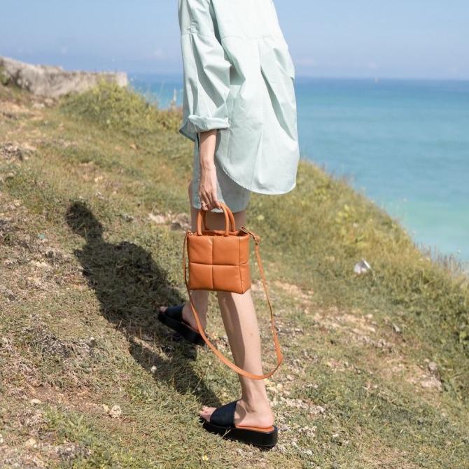 TAS SELEMPANG WANITA / BELIYA TOTE BAG