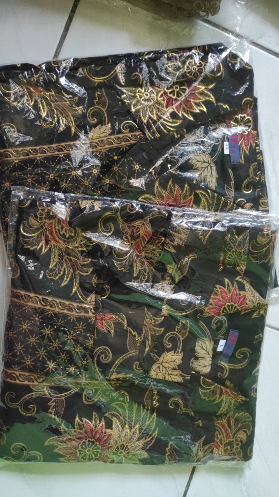 Couple Batik Azalea Hitam - Couple Kekinian - Couple Batik Populer - Couple Cantik