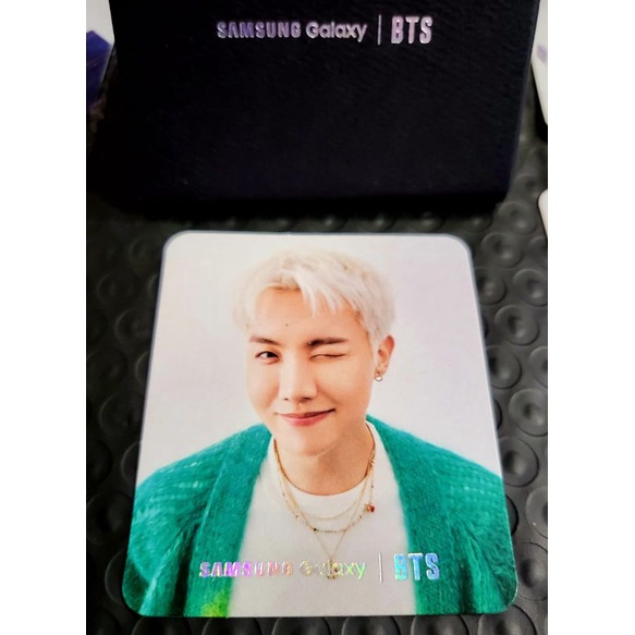 photocard BTS X Samsung Galaxy Z Flip jhope