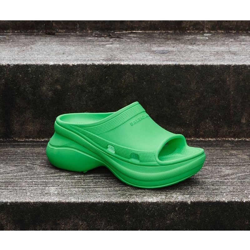 sandal crocs slide  / Sandal fuji / Sandal wanita crocs x poll wedges