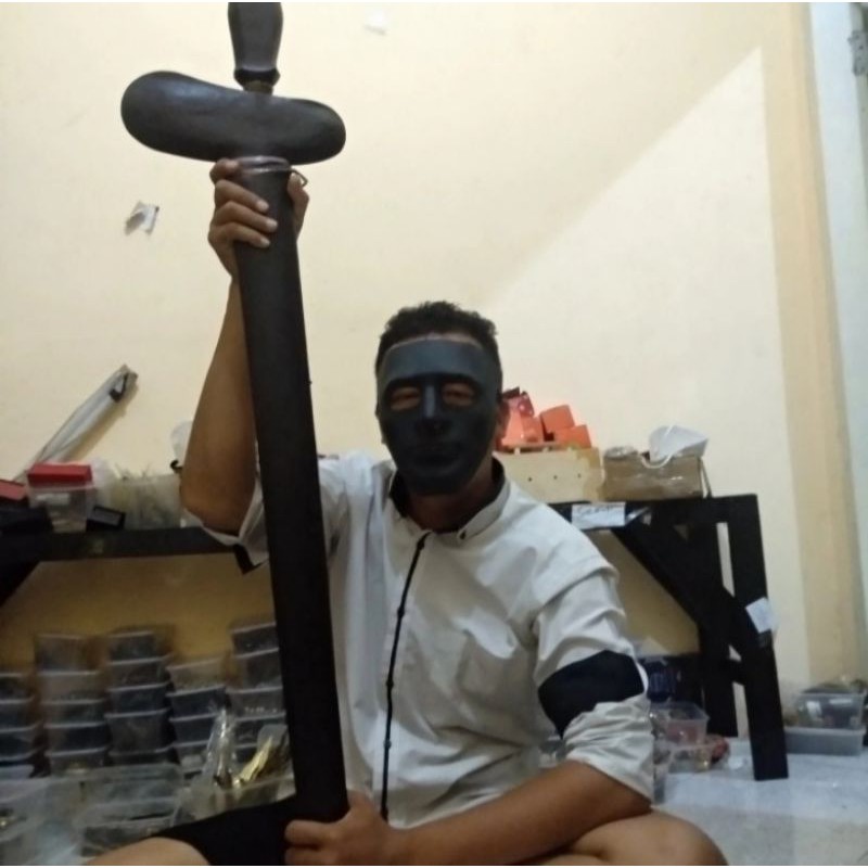 Keris Naga Puspa Wesi aji Raksasa