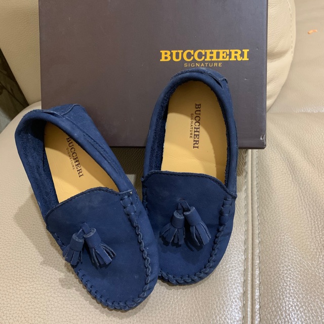 Sepatu anak Buccheri size 26