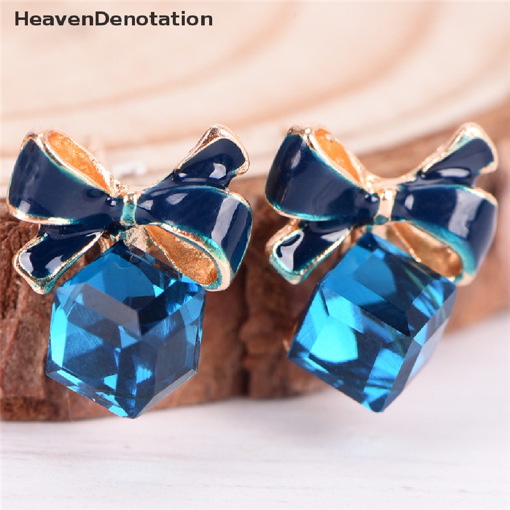 Anting Stud Desain Pita Aksen Kristal Berlian Imitasi Warna Biru Untuk Wanita