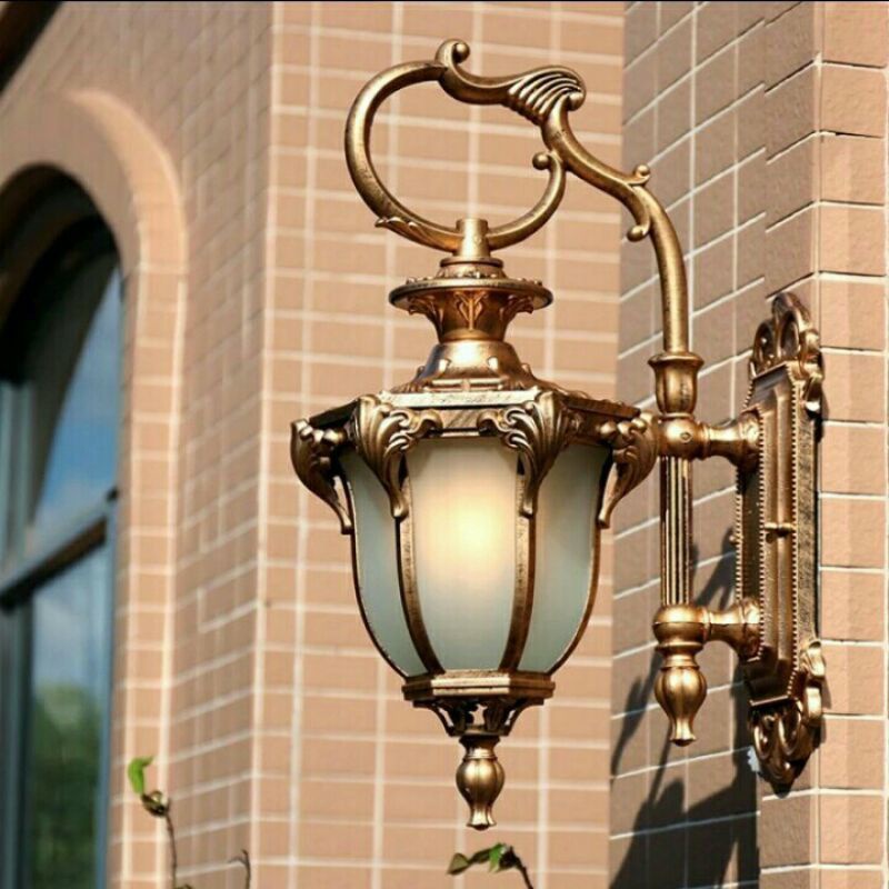 LAMPU DINDING KLASIK OUTDOOR