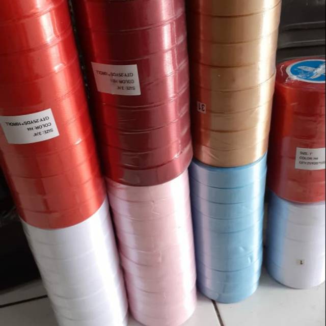 

Pita satin aksesoris kado