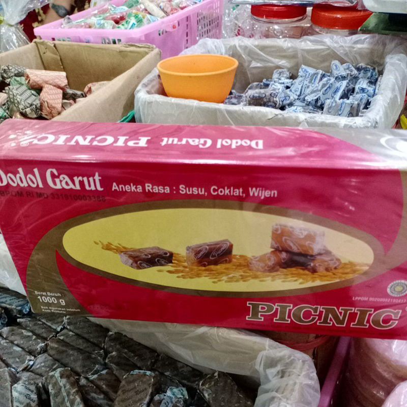 

Dodol Garut Picnic 1 kg