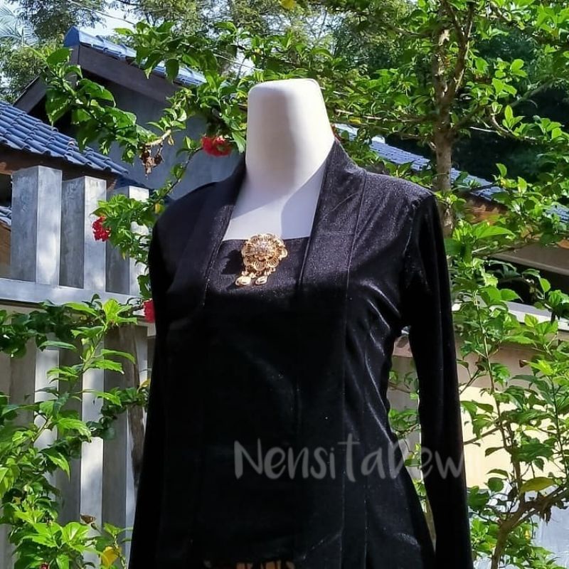 Jarik Wiru Instan + Kebaya Bludru - Motif Lengkap