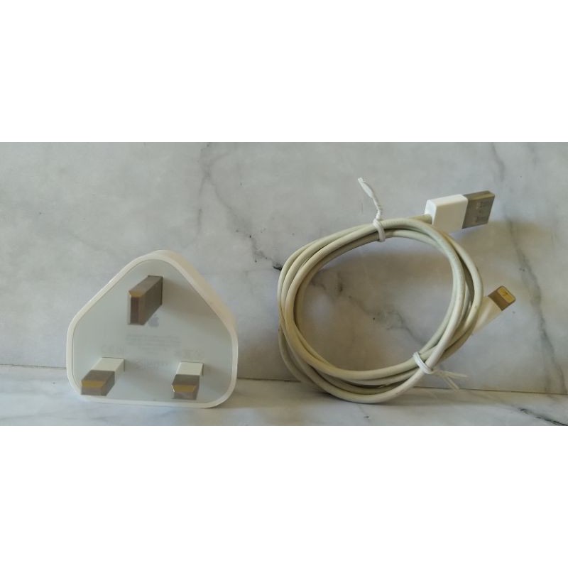 Charger iphone original bekas