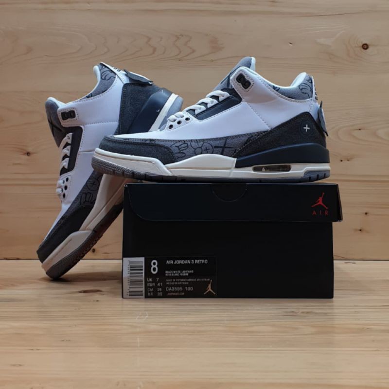Air Jordan 3 X Kaws