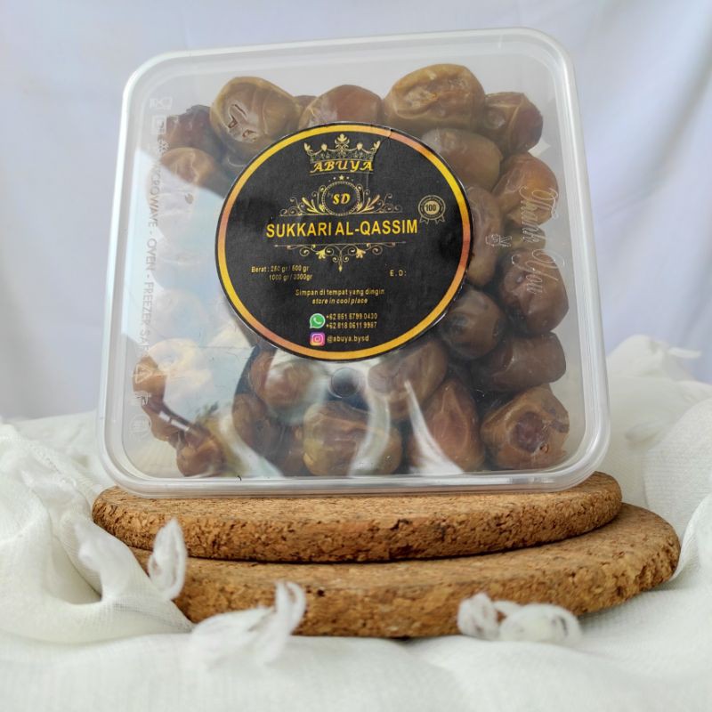 

1KG Kurma Premium Grade A SUKKARI Al Qassim 100%