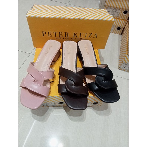 SandalWanitaCantikPeterKeiza