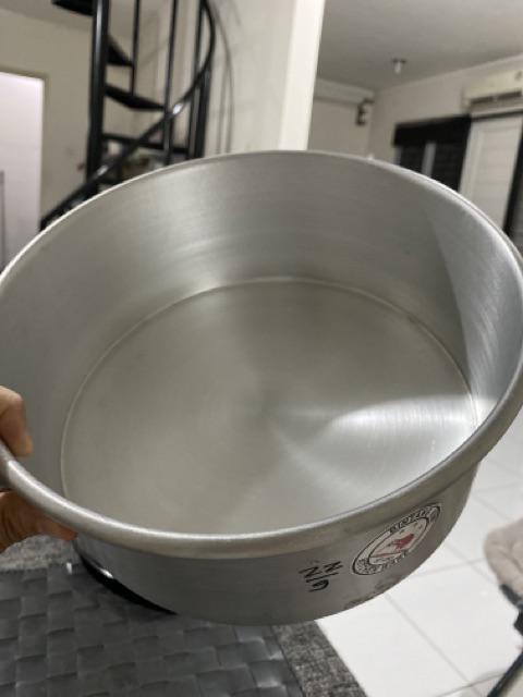 Kiwi Loyang Bulat Pressed Diameter 22 Cm Tinggi 9 Cm – Silver