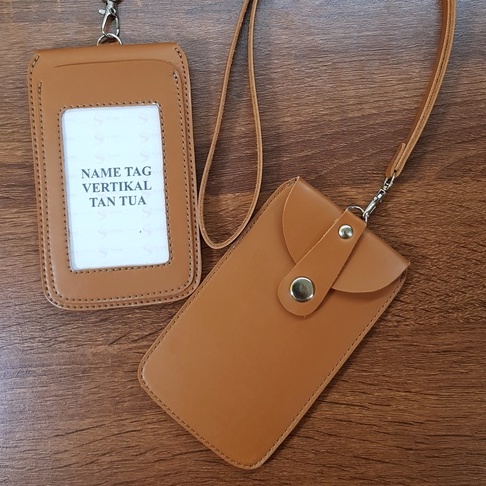 

GANTUNGAN KARTU/ ID CARD /NAME TAG KULIT RN36