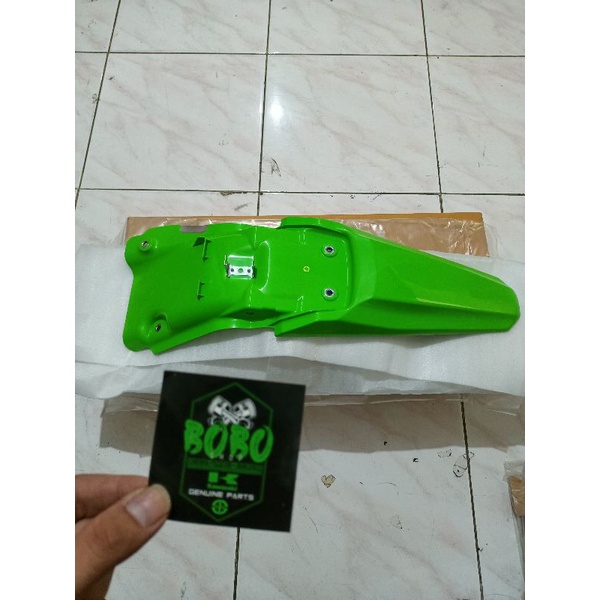 spakbor belakang buntut belakang KLX 140 klx140 hijau original