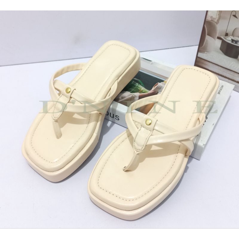 MIRRA DN 12 Sandal platform wedges spon