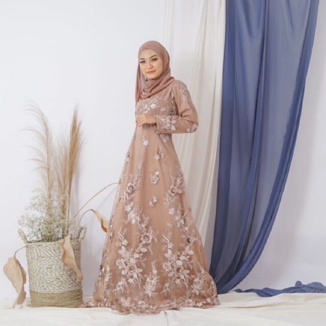 Aisha dress - PO