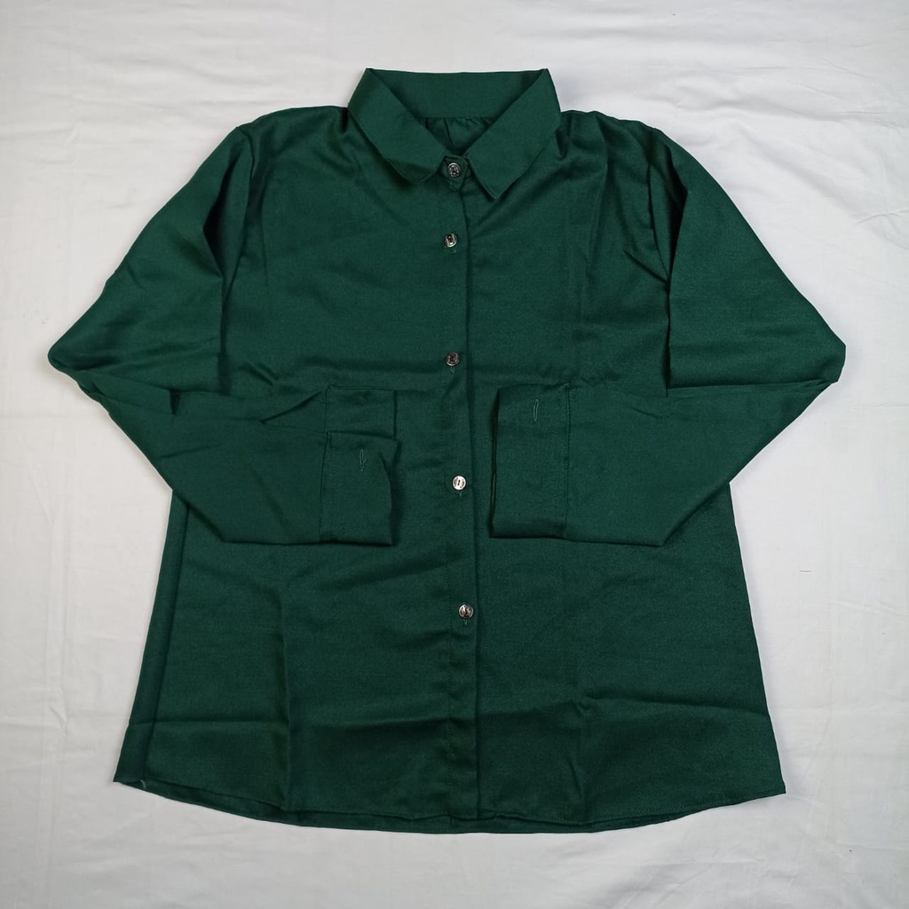 Atasan Blouse Kemeja Wanita Polos Basic Casual Varian Warna Lengan Panjang Bahan Moscrepe-Hijau Botol