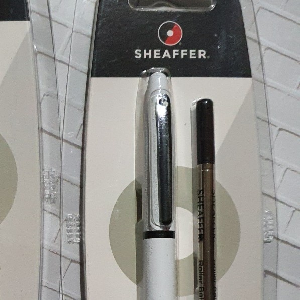 

Pulpen - Pulpen Sheafer / Sheaffer Vfm Putih Glossy / Gun Metal Roller Ball