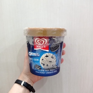 Jual Es Krim Walls Oreo Cookies & Cream Cup 410ml | Shopee Indonesia