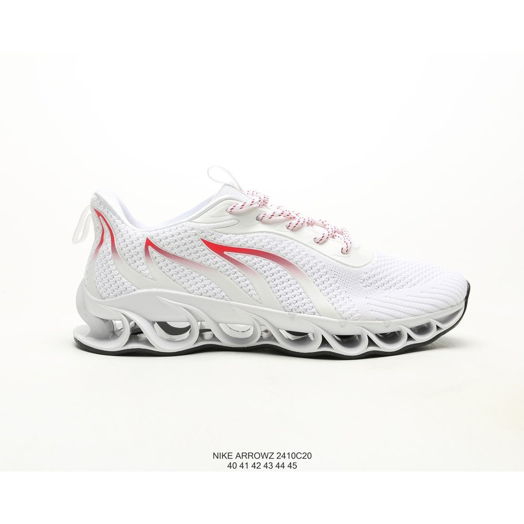 nike arrowz