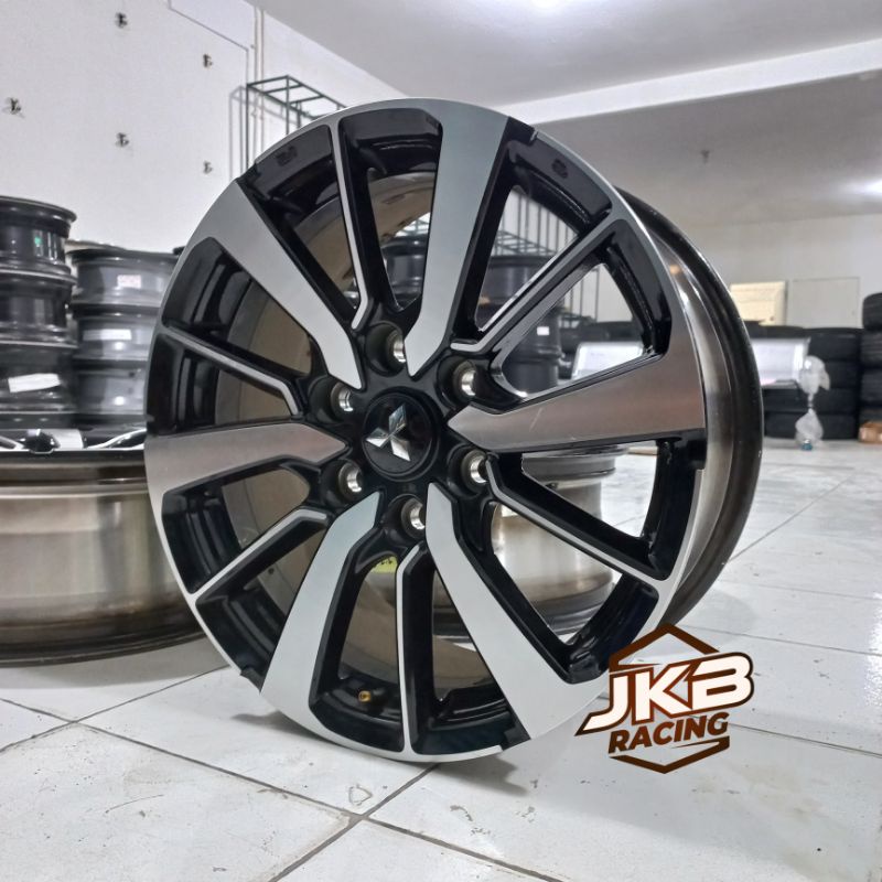 VELG SECOND ORIGINAL OEM NEW PAJERO RING 18 HOLE 6X139 ET 38 BLACK POLISH VELG ONLY M