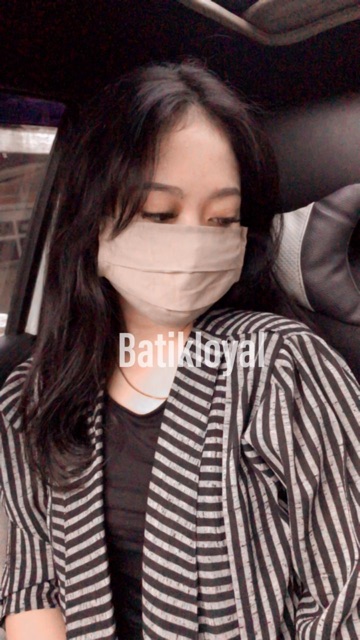 Masker Kain Earloop Pria dan Wanita