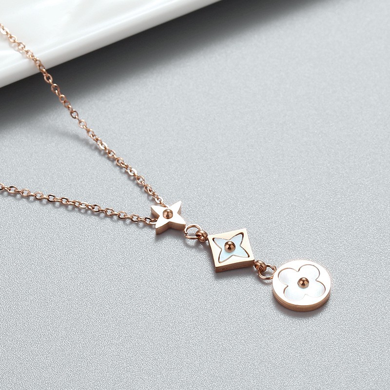Kalung Fashion Wanita Titanium Korea Anti Pudar Model elvi Juntai