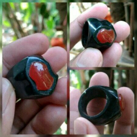 cincin terompah ring batu black jade mata batu red calsedoni