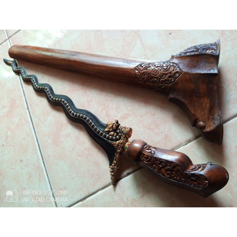 Keris luk 13 ready semar jaran geni anti majapahit Nogo sengkelat umyang berdiri sepuh blarak emas