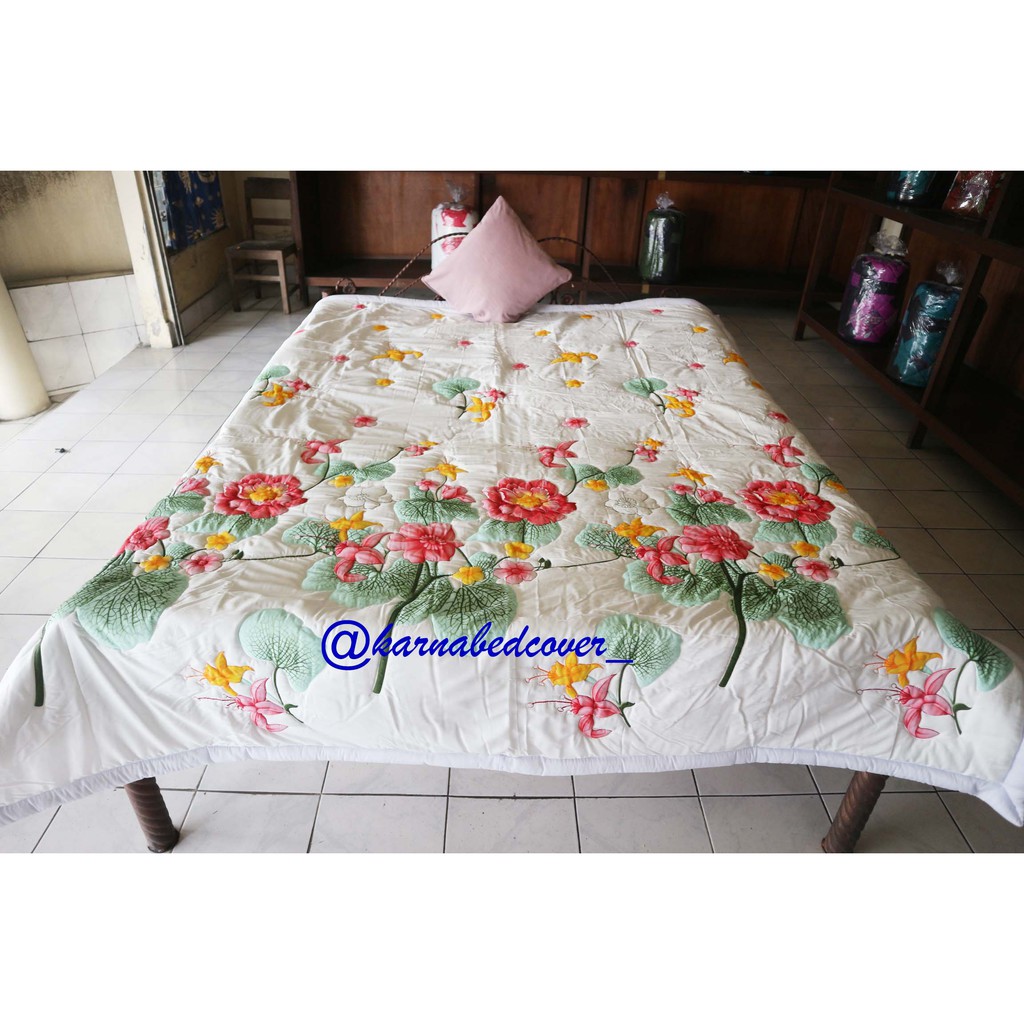 Bedcover Murah Tanpa Sprei Motif Bunga Mawar, Daun Biru Uk 200 x 245 Warna Cantik
