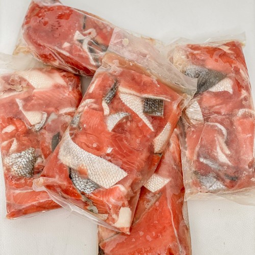 

Tetelan Salmon 250 gram