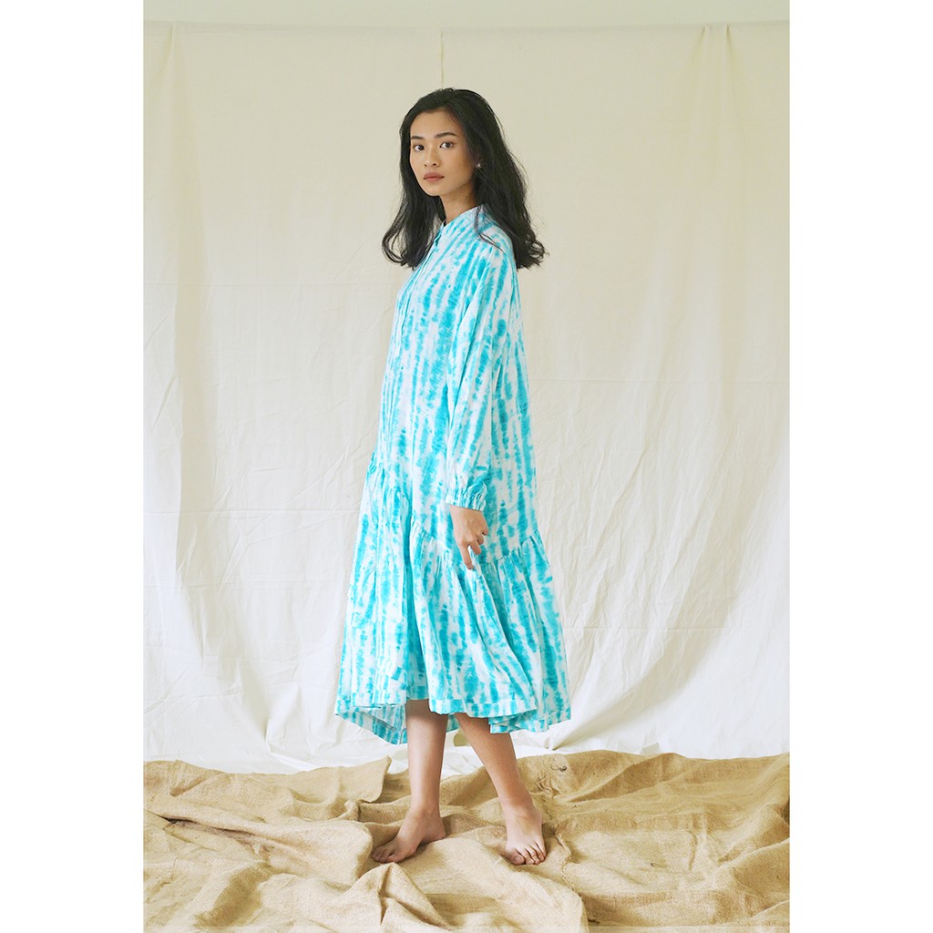 

NONA Summer Dress Long Sleeve Light Blue