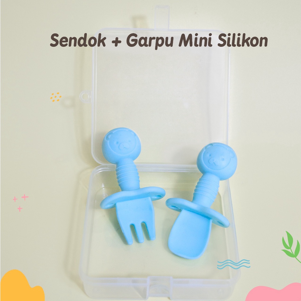 1 set sendok garpu + box silicon, silikon anti sedakSPOON / HIGH QUALITY FOOD GRADE BABY SILICONE SPOON / BABY TRAINING FORK &amp; SPOON/ BABY FEEDING SPOON SET  SILICONE TRAINING MINI SPOON And FORK PREMIUM SENDOK GARPU Makan Bayi Silikon silikon BPA Free Fo