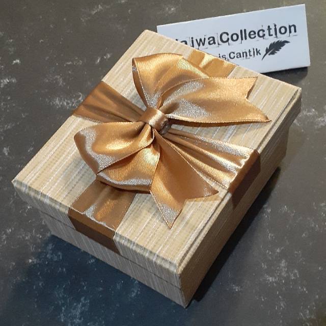 Kotak Kado Hadiah / Gift Box Pita Satin Custom Ukuran