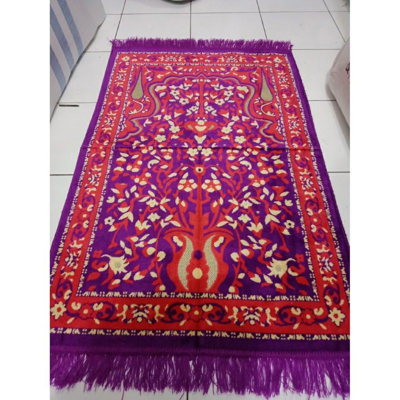 SAJADAH BULU HALUS / SAJADAH TURKY / SAJADAH LEMBUT