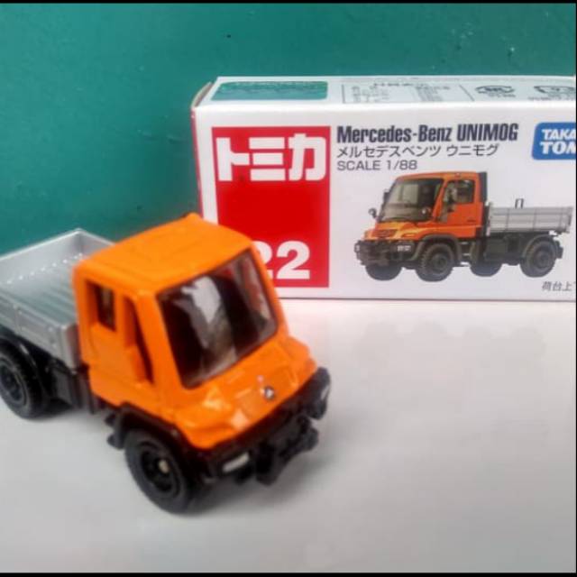 Tomica no 22 Mercedez benz Unimog truck diecast miniatur  