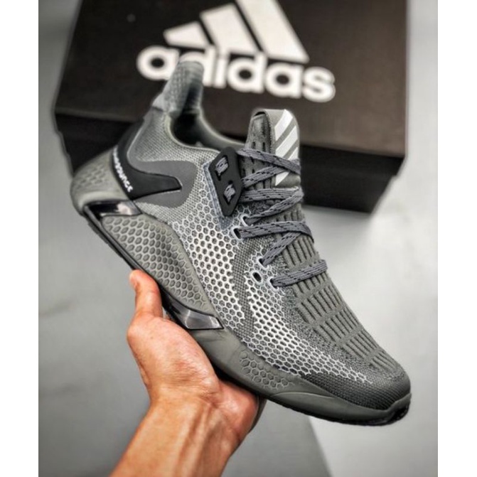 Sepatu Sneakers Adidas AlphaBounce Instinct M Dark Grey