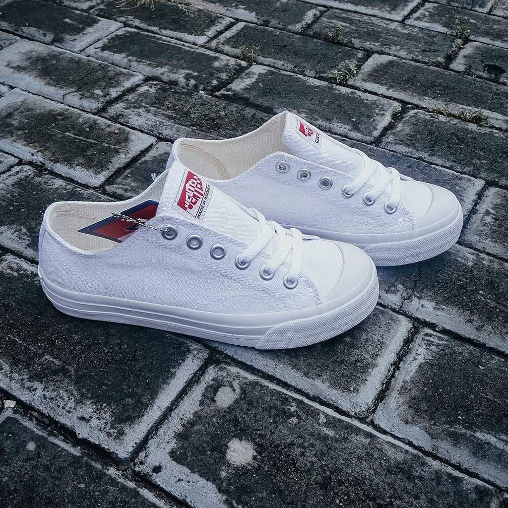 Sepatu Ventela Original Basic Ethnic High Low HI Lo Black Natural  AllBlack All White BN-1