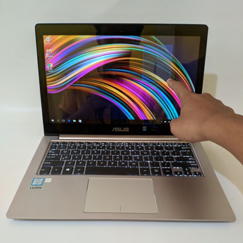laptop ultrabook touchscreen asus ZenBook ux303ub - core i7 6600u resolusi 3K - dual vga Nvidia 940m