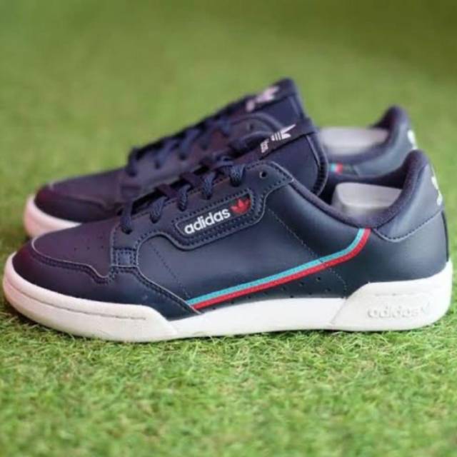 Adidas Continental