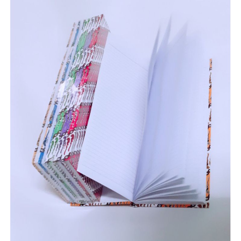 Buku ekspedisi Gelatik Kembar