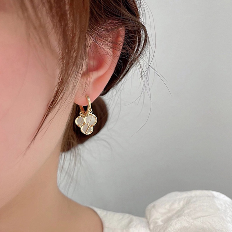 Anting Stud Opal Kristal Geometris Gaya Korea Klasik Untuk Wanita