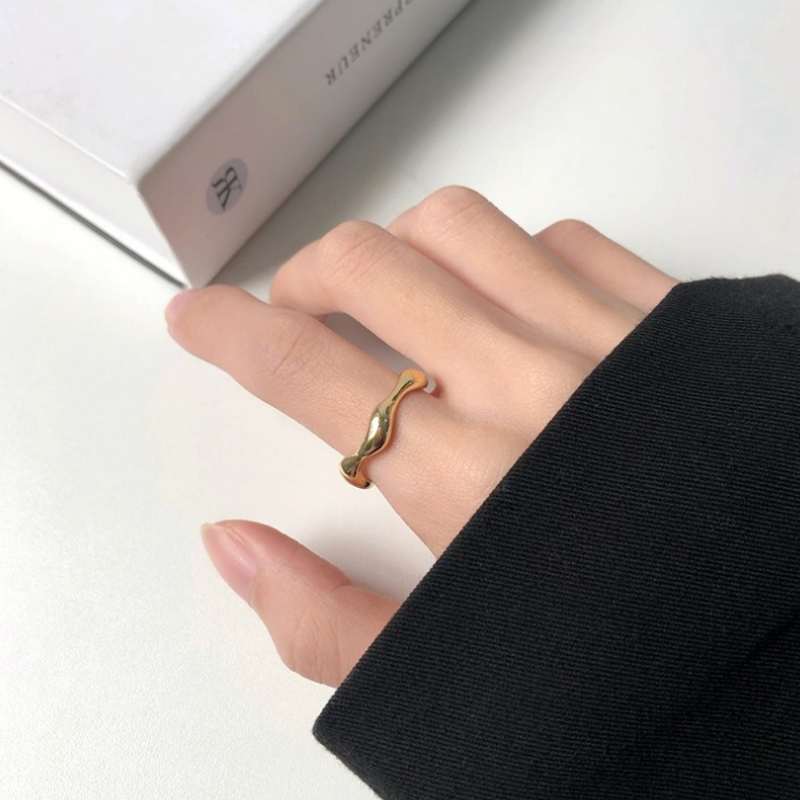 Cincin Jari Telunjuk Model Gelombang Tidak Teratur Warna Emas Perak Gaya Korea Untuk Wanita