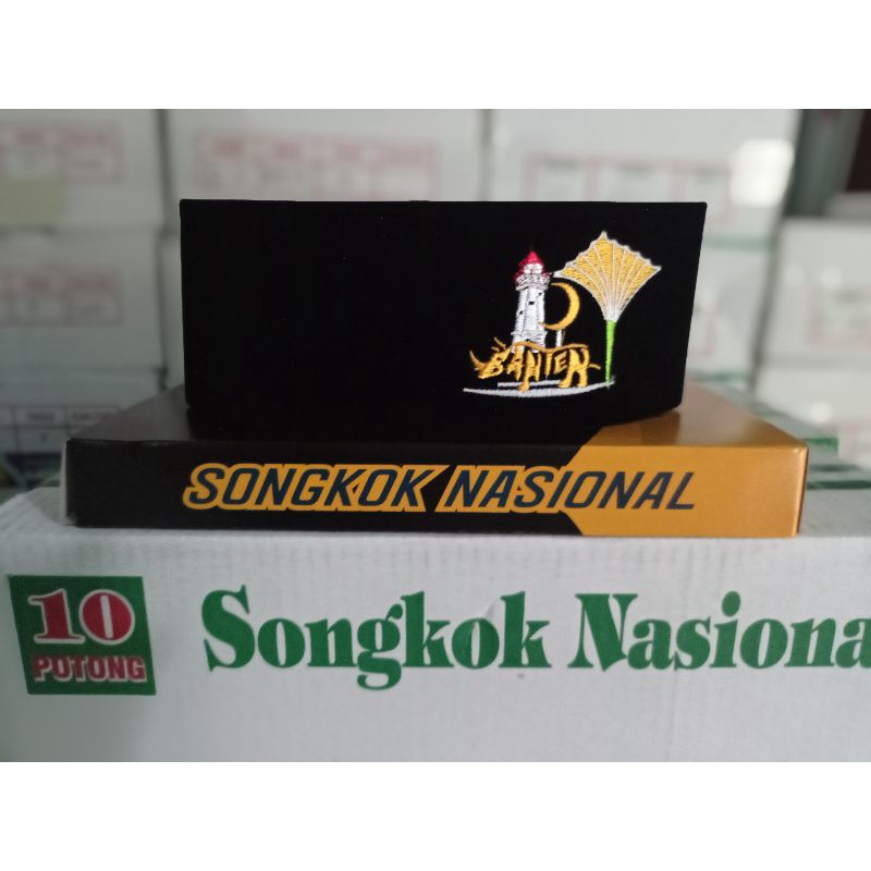 Peci songkok menara banten