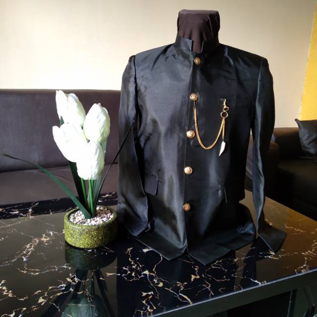 Jas tutup khas bugis makassar