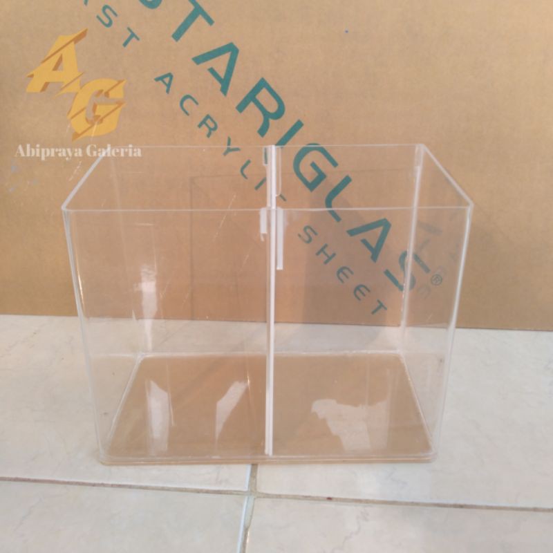 Soliter Akrilik / Soliter Cupang Uk. 20x15x15