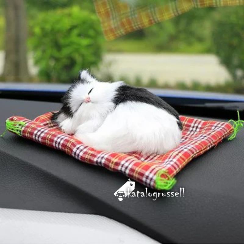 Boneka Kucing Tidur // Hiasan Dashboard Mobil